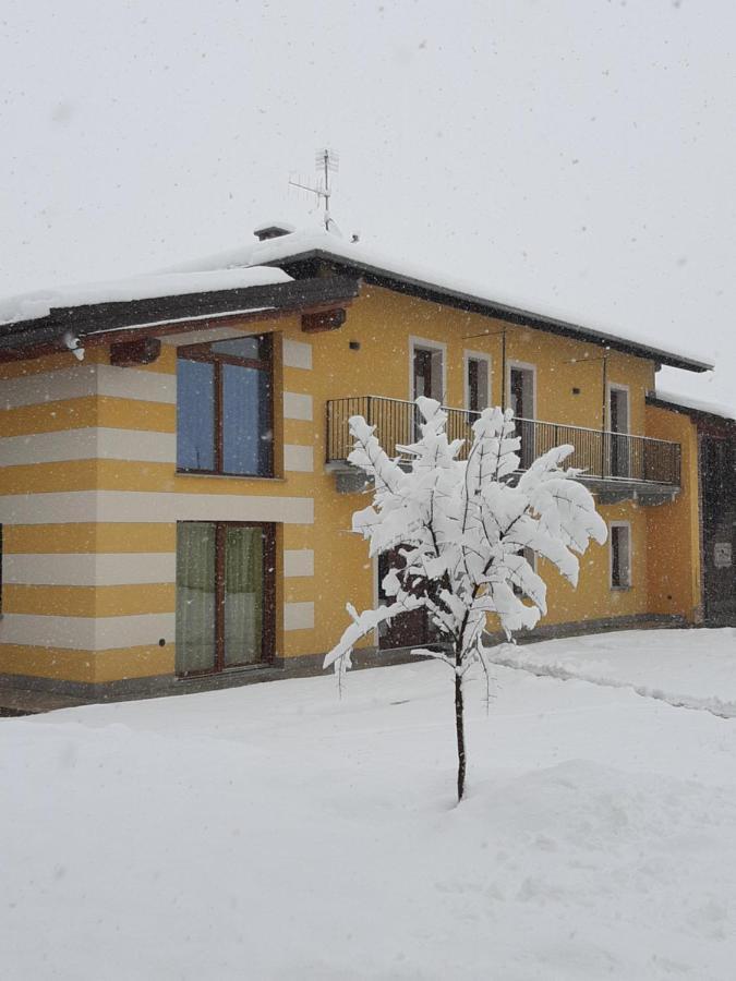 Agriturismo Fior Di Campo 드로네로 외부 사진