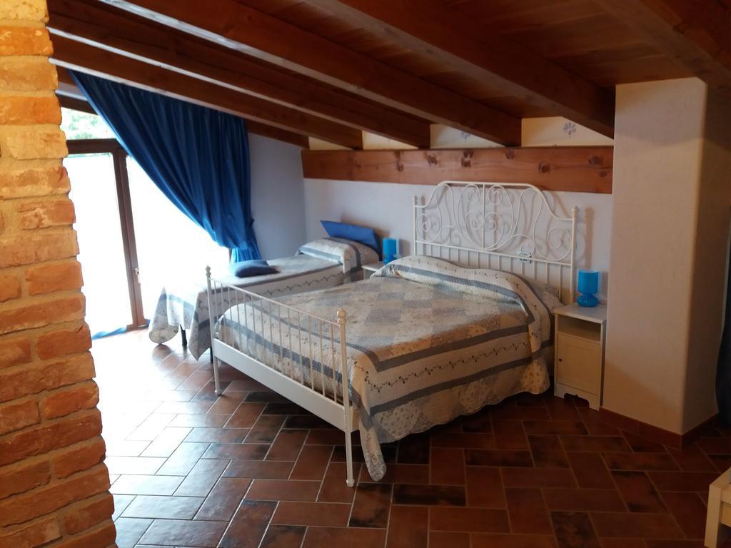 Agriturismo Fior Di Campo 드로네로 외부 사진